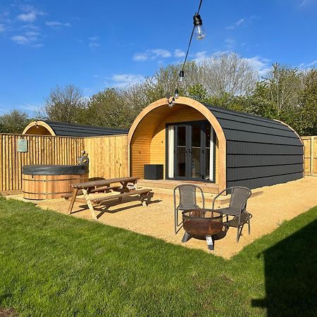 布里斯托 Lois' Pod With Hot Tub, Near Airport酒店 外观 照片